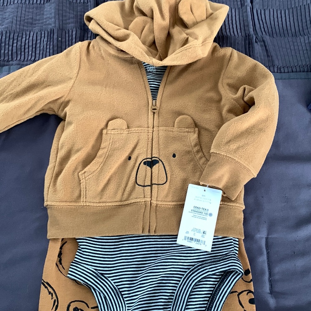 Just one you by Carter’s 6 month 3 piece set